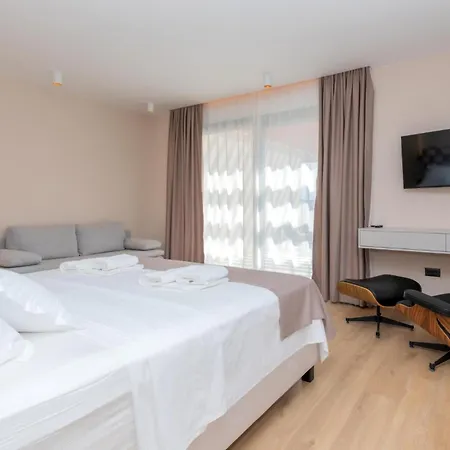 Stunning In With Sauna אימוטסקי