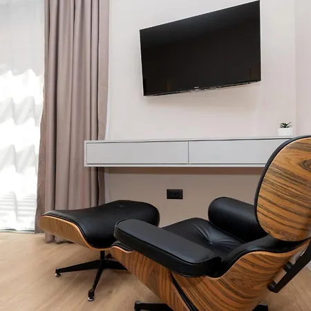 Stunning In With Sauna בית נופש