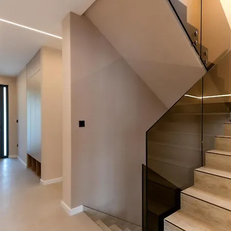 Stunning In With Sauna בית נופש אימוטסקי