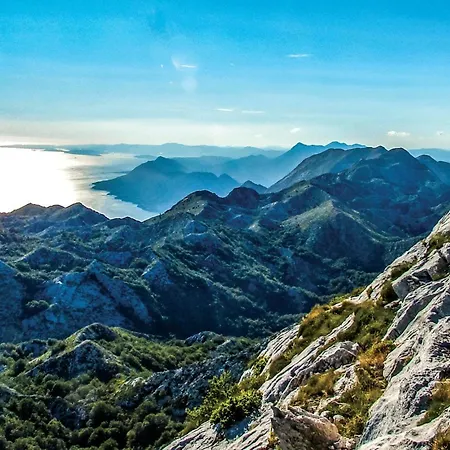 Stunning In With Sauna בית נופש אימוטסקי